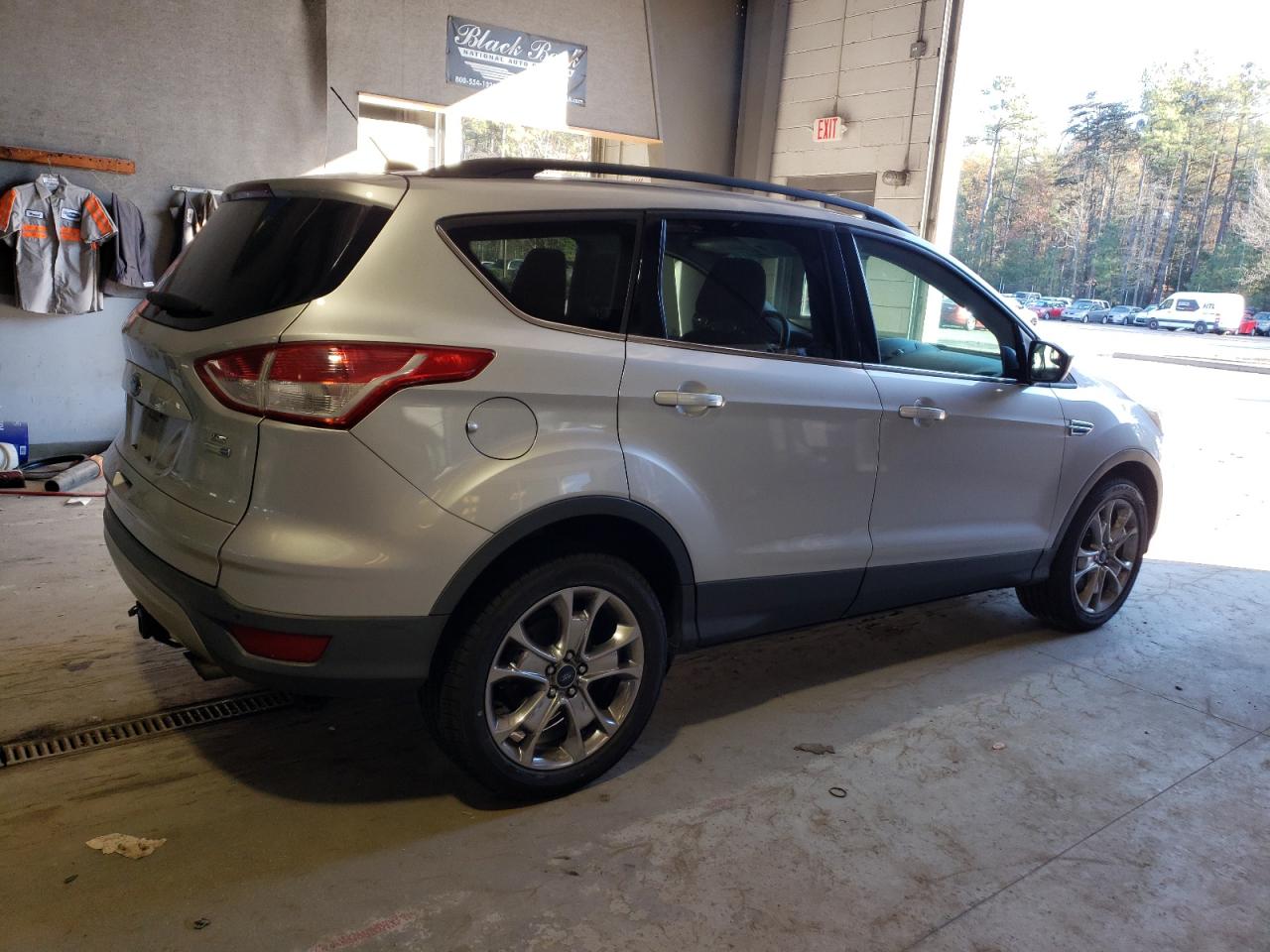 Изображение 3 2015 FORD ESCAPE SE 2015 с VIN 1FMCU9GX3FUB00681