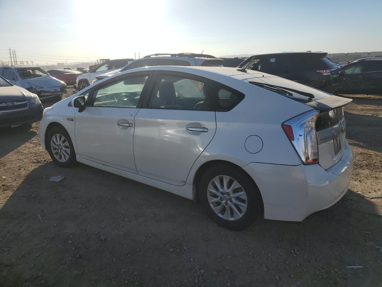 Obraz 2 z 2013 TOYOTA PRIUS PLUG-IN  2013 z VIN JTDKN3DP2D3040894