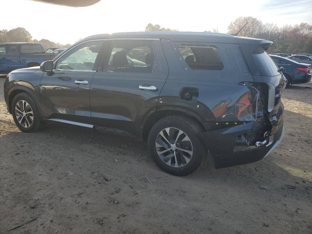 Image 2 of 2020 HYUNDAI PALISADE SEL 2020 with VIN KM8R24HE9LU071425