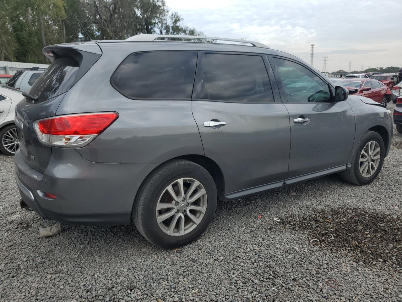 Image 3 of 2016 NISSAN PATHFINDER S 2016 with VIN 5N1AR2MN9GC640482