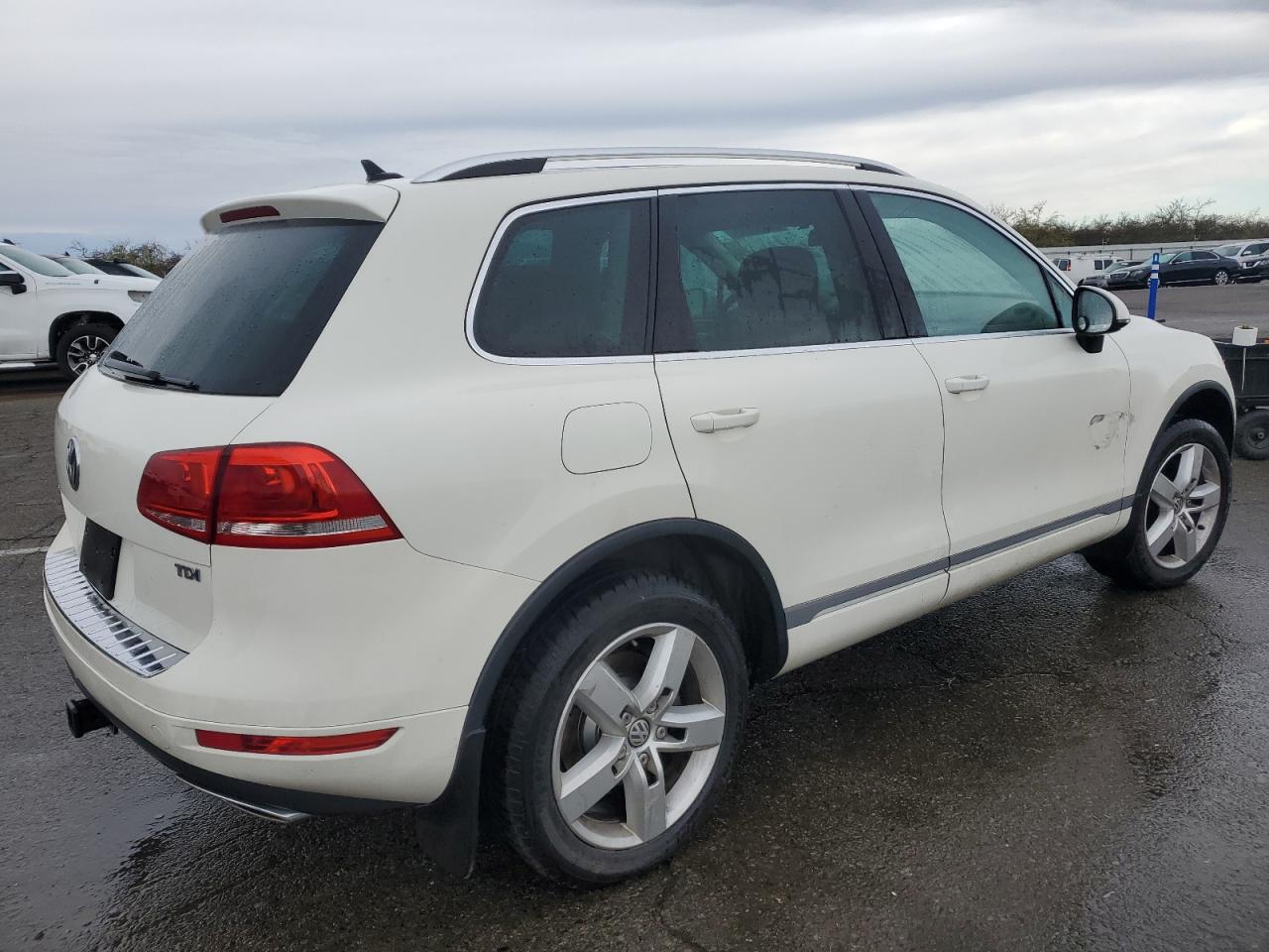 Obraz 3 z 2011 VOLKSWAGEN TOUAREG V6 TDI 2011 z VIN WVGFK9BP2BD004061