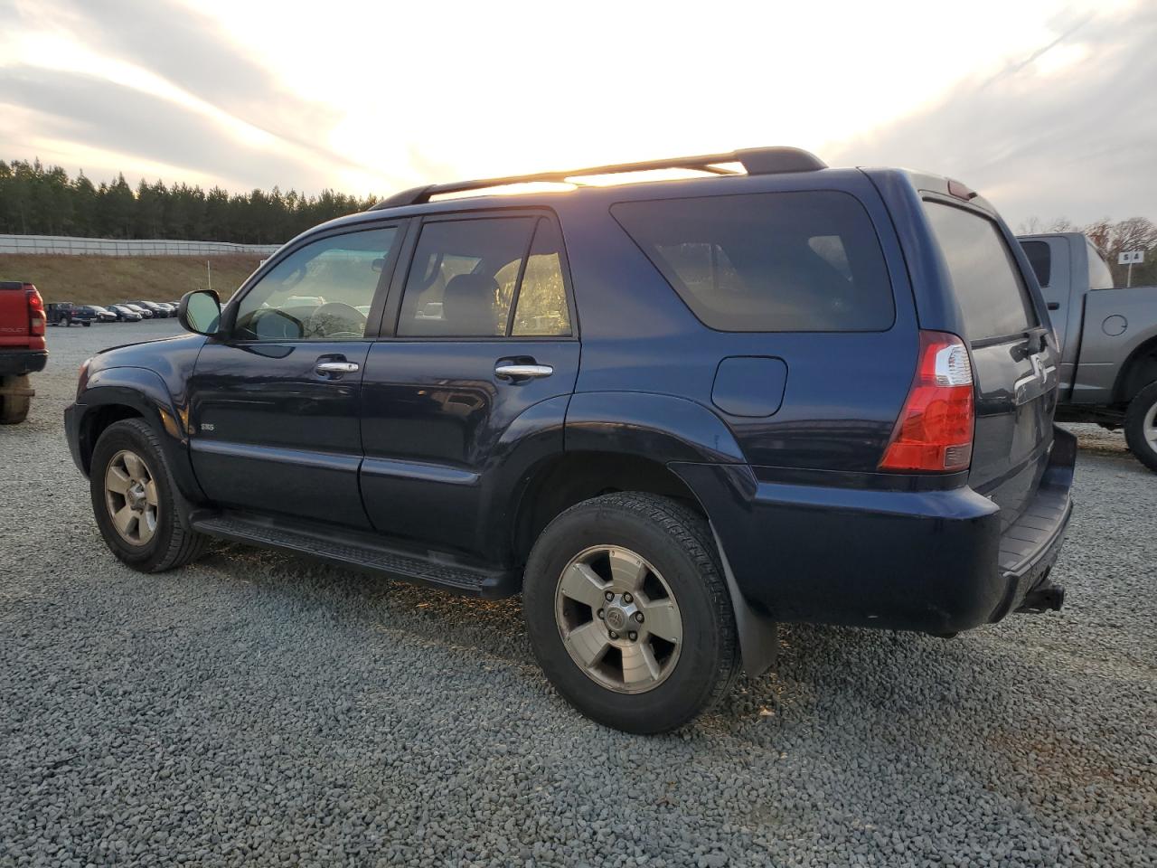 Obraz 2 z 2007 TOYOTA 4RUNNER SR5 2007 z VIN JTEZU14R070094851