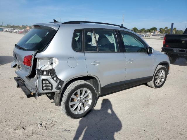 Image 3 of 2018 VOLKSWAGEN TIGUAN LIMITED  2018 with VIN WVGAV7AXXJK005279