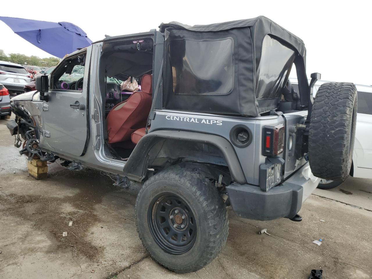 Image 2 of 2014 JEEP WRANGLER UNLIMITED SAHARA 2014 with VIN 1C4BJWEG3EL265306