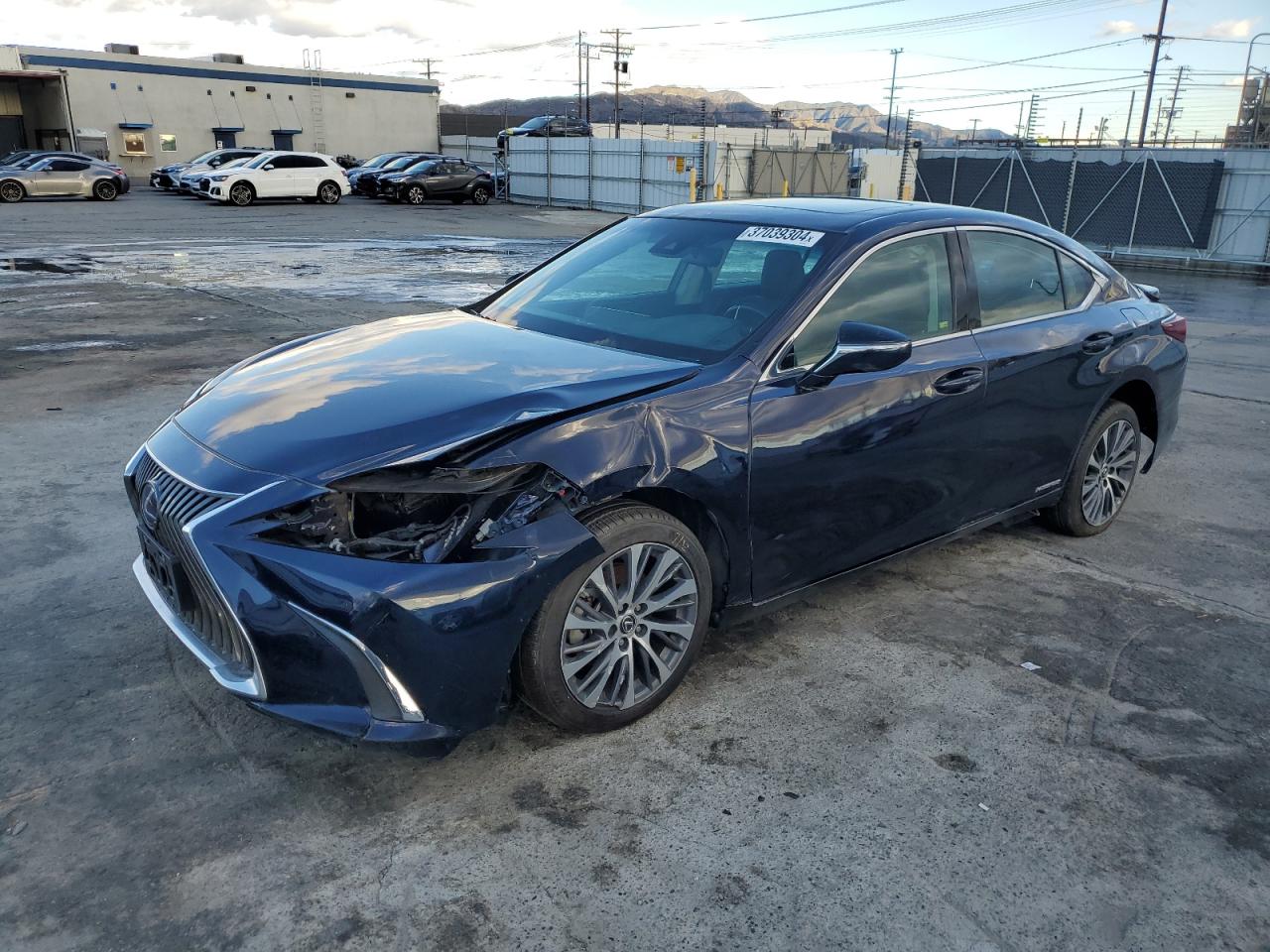 2021 LEXUS ES 300H 2021 image