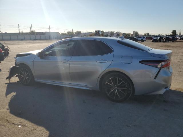 Image 2 of 2021 TOYOTA CAMRY SE 2021 with VIN 4T1G11AK2MU406275