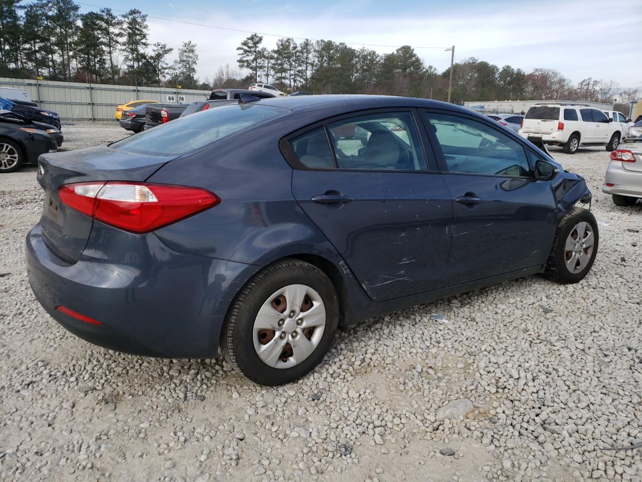 Image 3 of 2016 KIA FORTE LX 2016 with VIN KNAFX4A64G5552451