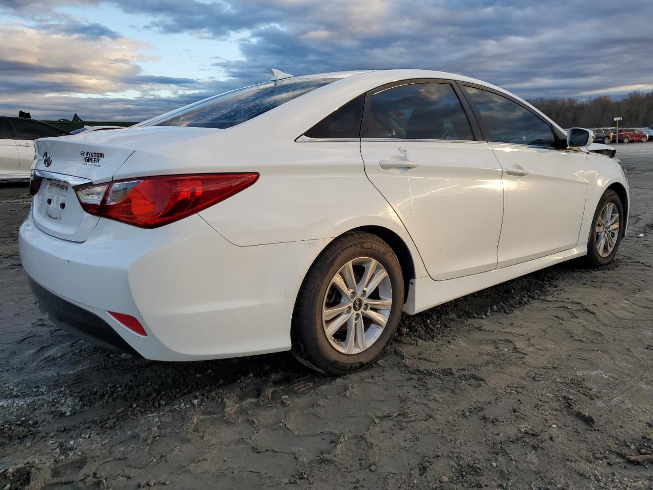 Image 3 of 2014 HYUNDAI SONATA GLS 2014 with VIN 5NPEB4AC6EH898999