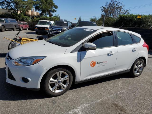 Image 1 of 2014 FORD FOCUS SE 2014 with VIN 1FADP3K21EL234592