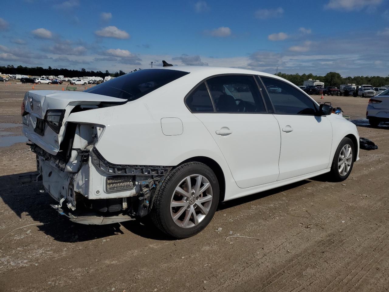 Изображение 3 2016 VOLKSWAGEN JETTA SE 2016 с VIN 3VWD67AJ0GM248768