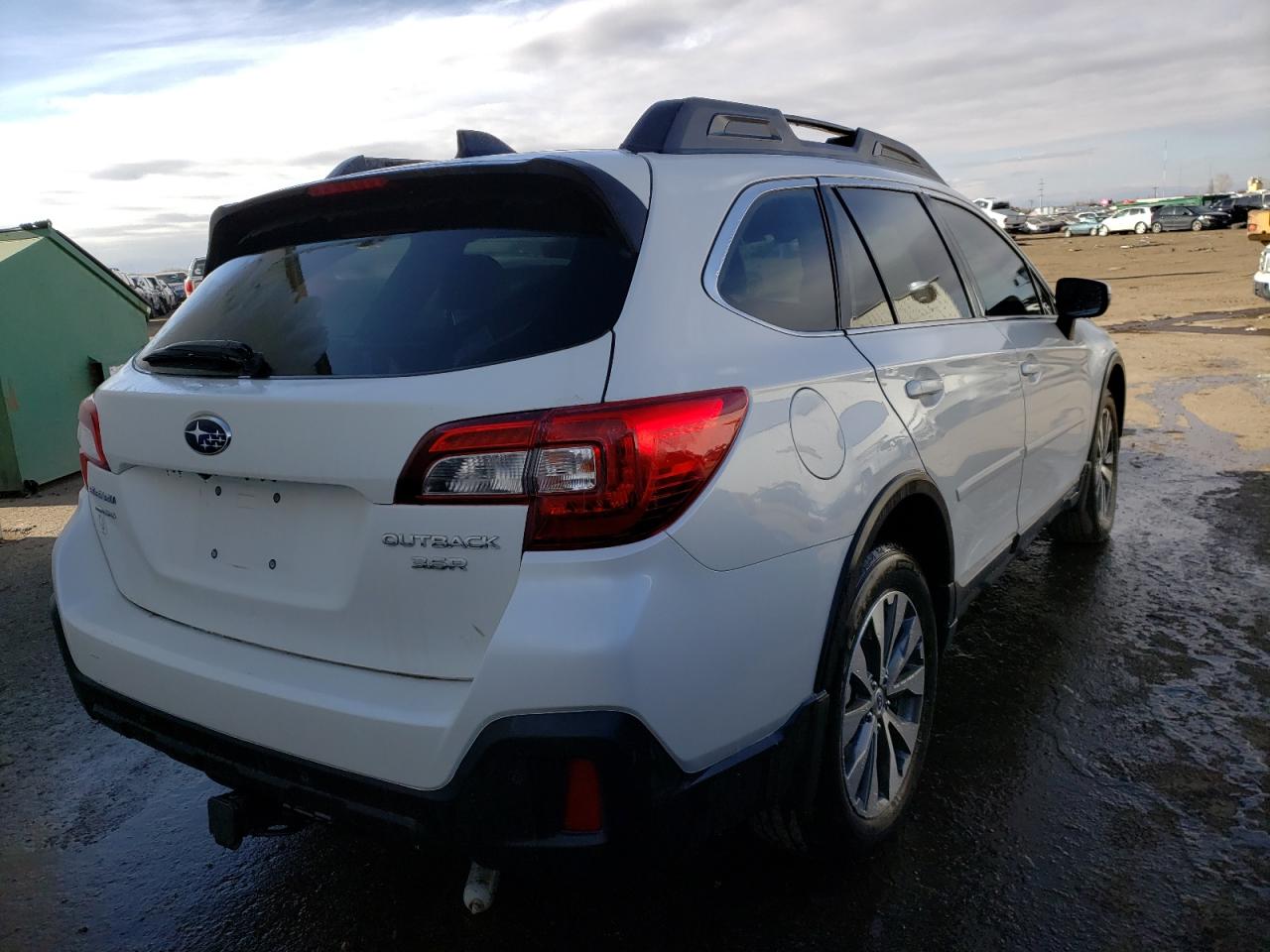 Image 3 of 2019 SUBARU OUTBACK 3.6R LIMITED 2019 with VIN 4S4BSENC3K3366888