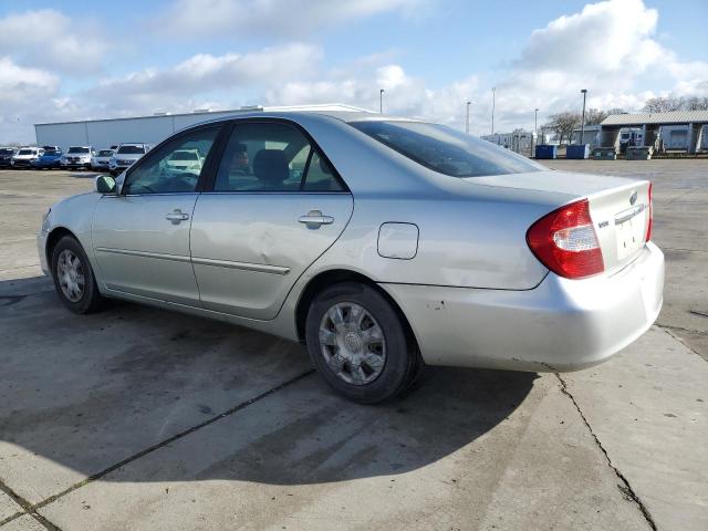 Obraz 2 z 2003 TOYOTA CAMRY LE 2003 z VIN JTDBE32K830225409