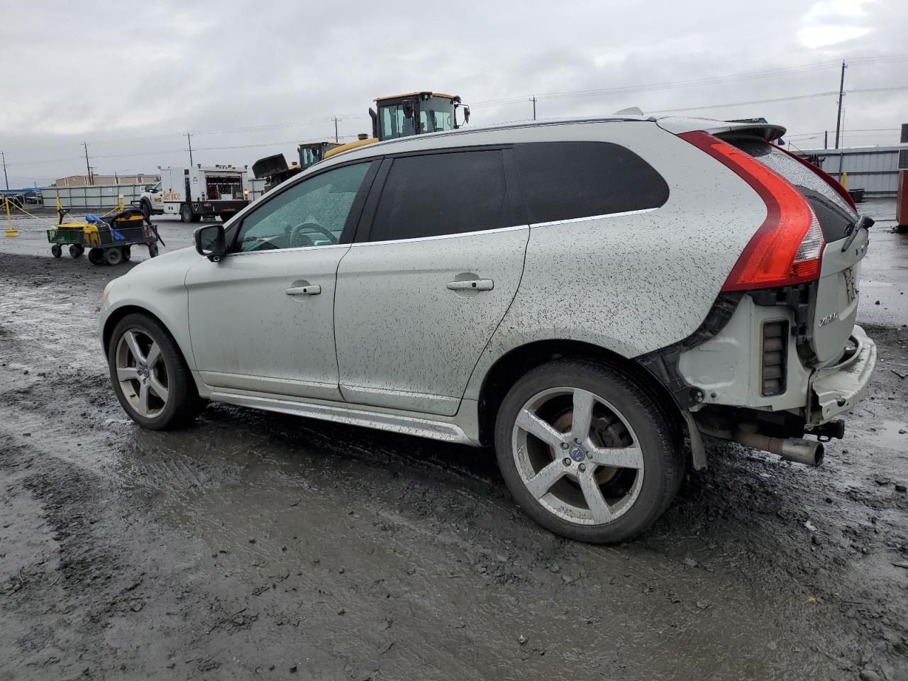 Изображение 2 2011 VOLVO XC60 T6 2011 с VIN YV4902DZ9B2187903