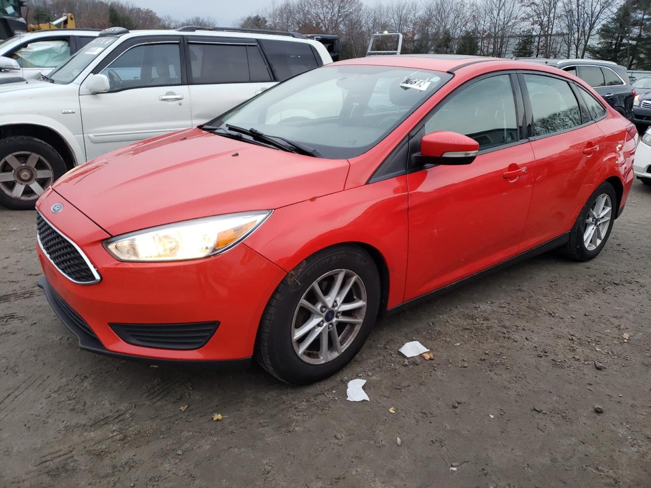 Image 1 of 2016 FORD FOCUS SE 2016 with VIN 1FADP3F28GL217723