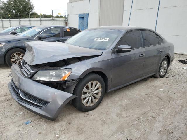 Image 1 of 2015 VOLKSWAGEN PASSAT S 2015 with VIN 1VWAS7A35FC020989