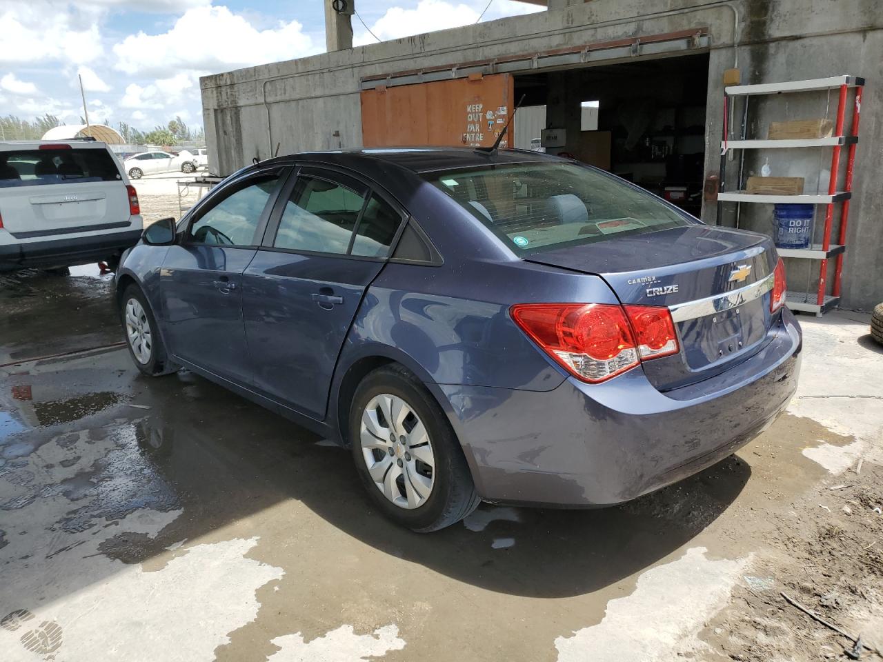 Изображение 2 2014 CHEVROLET CRUZE LS 2014 с VIN 1G1PA5SG3E7467407