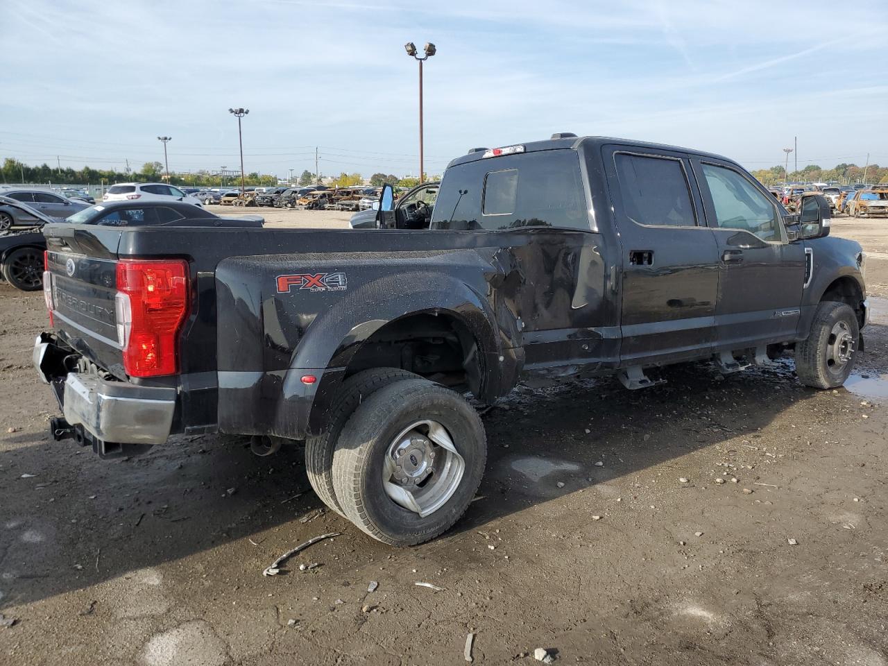 Image 3 of 2022 FORD F350 SUPER DUTY 2022 with VIN 1FT8W3DT4NEG23512