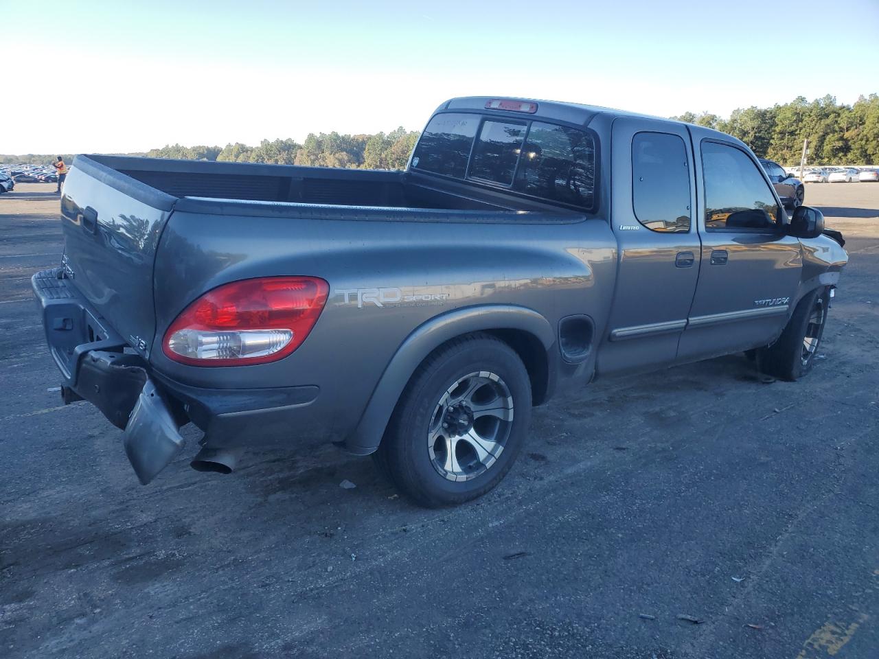 Image 3 of 2003 TOYOTA TUNDRA ACCESS CAB LIMITED 2003 with VIN 5TBRT38103S394798