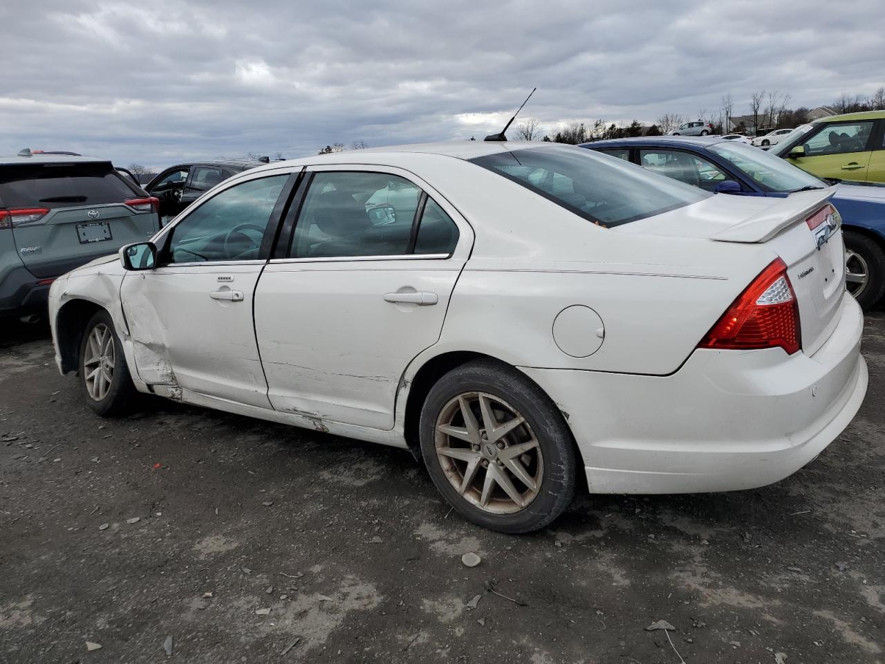 Obraz 2 z 2011 FORD FUSION SEL 2011 z VIN 3FAHP0JG3BR272531