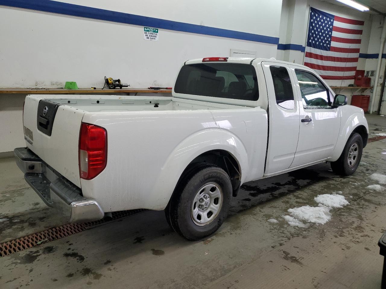 Image 3 of 2015 NISSAN FRONTIER S 2015 with VIN 1N6BD0CT0FN720703