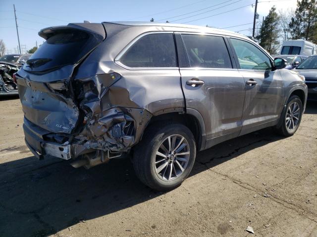 Image 3 of 2019 TOYOTA HIGHLANDER SE 2019 with VIN 5TDJZRFH9KS591120