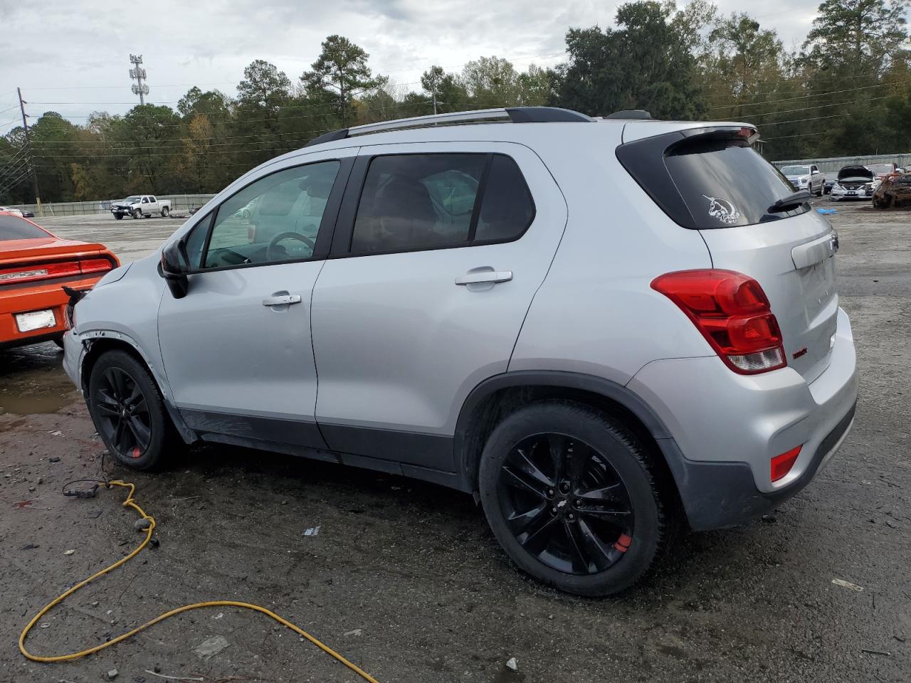 Image 2 of 2020 CHEVROLET TRAX 1LT 2020 with VIN 3GNCJLSBXLL194884