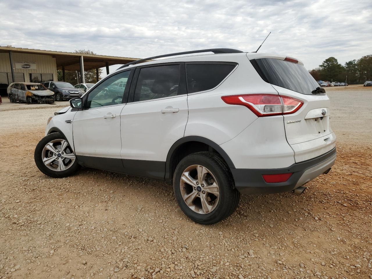 Изображение 2 2015 FORD ESCAPE SE 2015 с VIN 1FMCU0GX8FUA99362