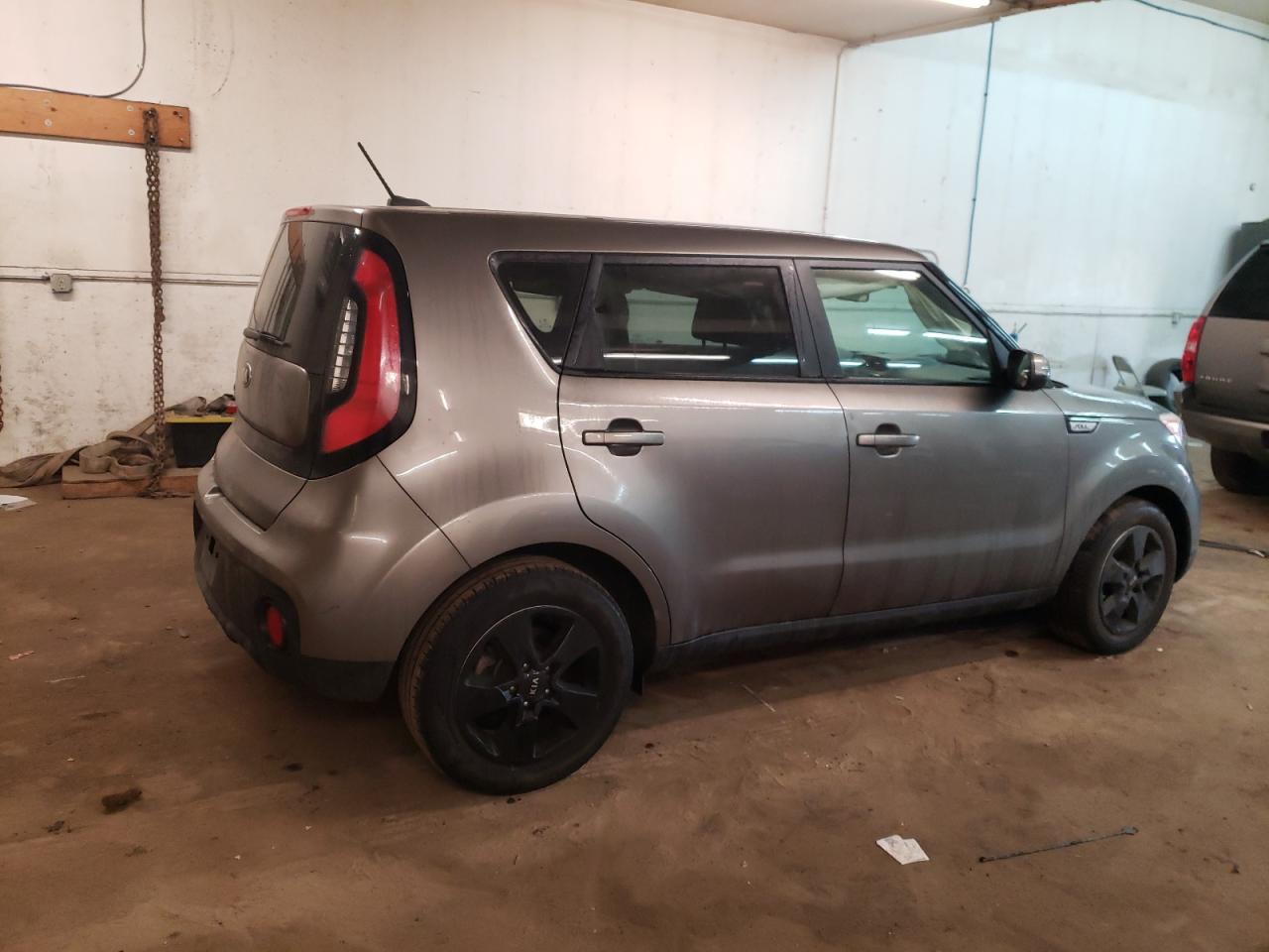 Изображение 3 2018 KIA SOUL  2018 с VIN KNDJN2A22J7553680