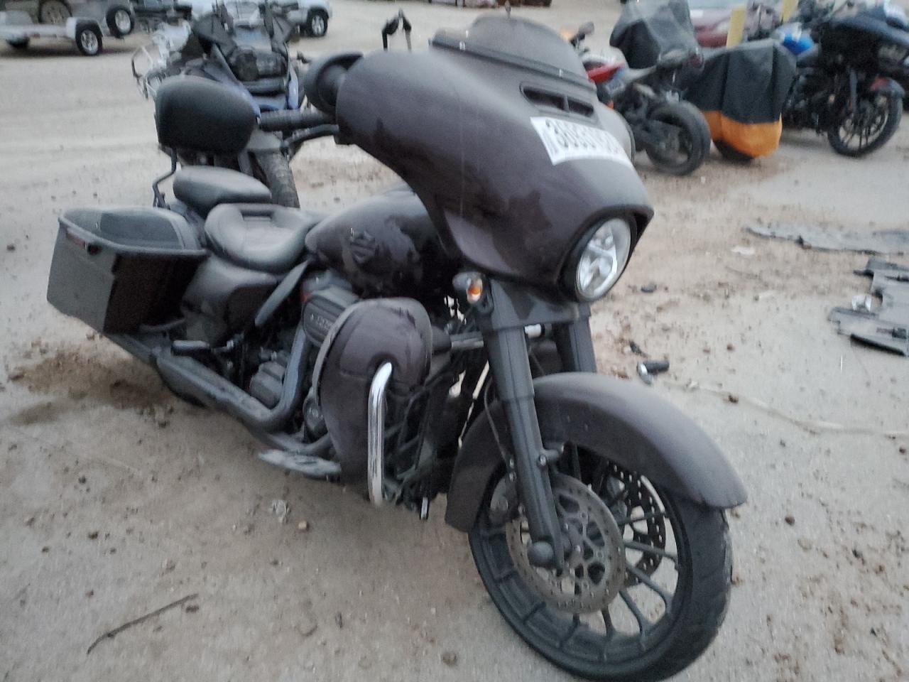 Obraz 1 z 2019 HARLEY-DAVIDSON FLHXSE  2019 z VIN 1HD1PXL35KB952030