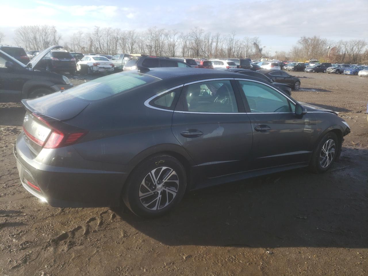 Obraz 3 z 2020 HYUNDAI SONATA HYBRID 2020 z VIN KMHL24JJ9LA016150