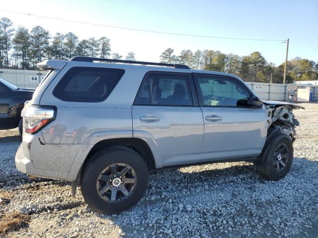 Изображение 3 2021 TOYOTA 4RUNNER SR5 2021 с VIN JTEZU5JR1M5237252