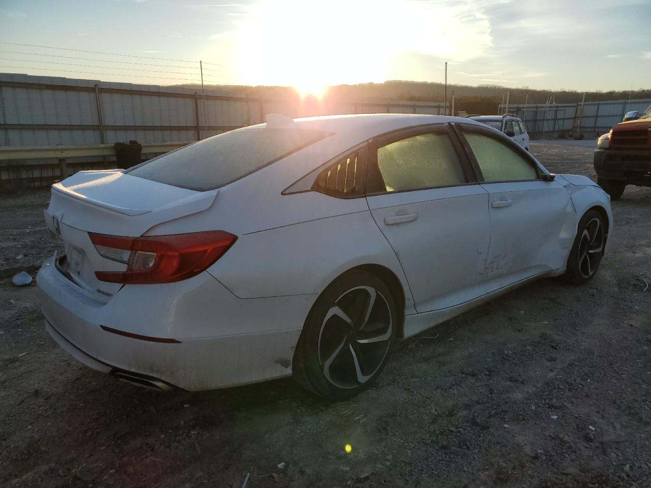 Изображение 3 2020 HONDA ACCORD SPORT 2020 с VIN 1HGCV1F34LA152272