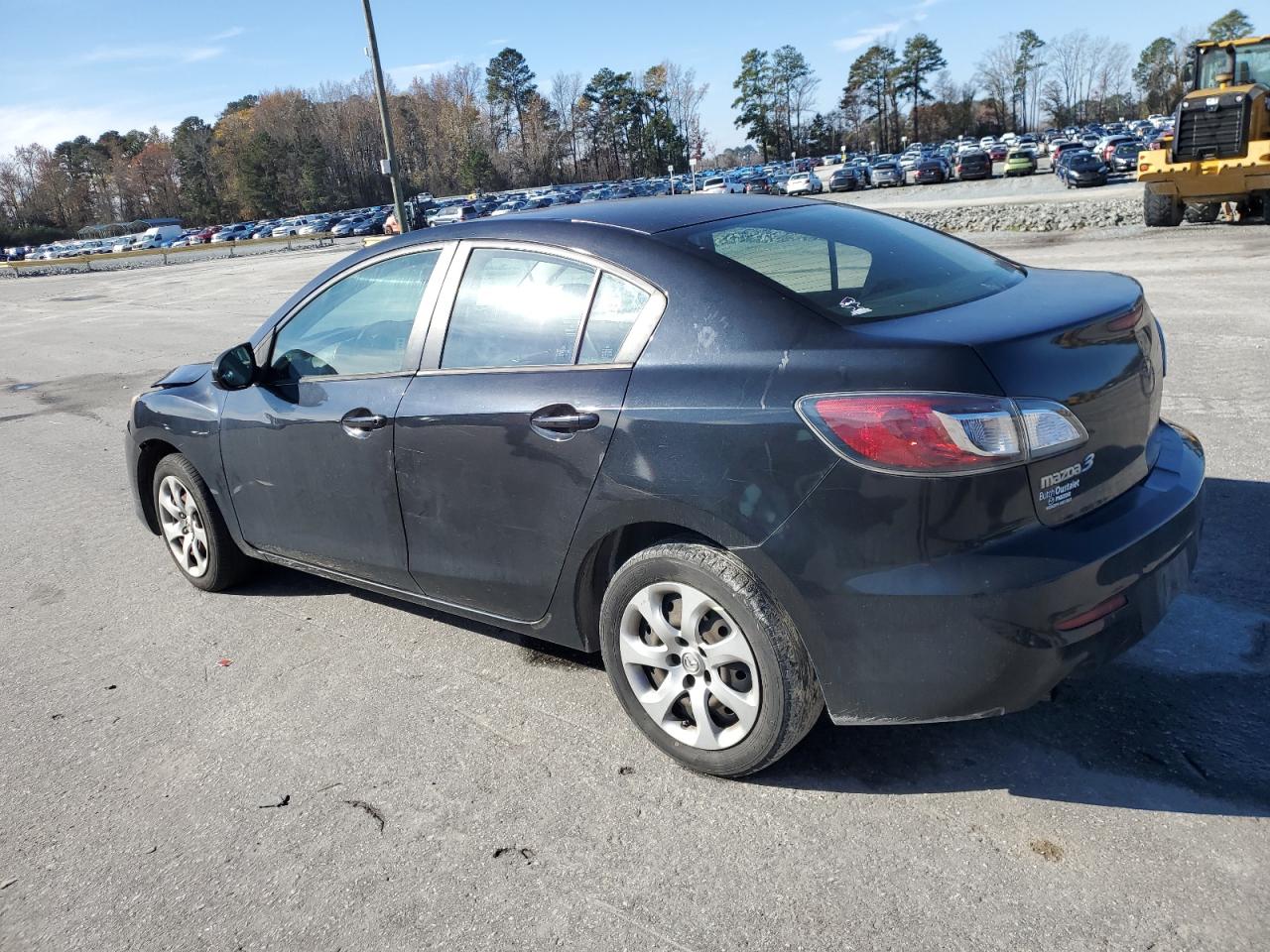 Изображение 2 2013 MAZDA 3 I 2013 с VIN JM1BL1TF6D1792614