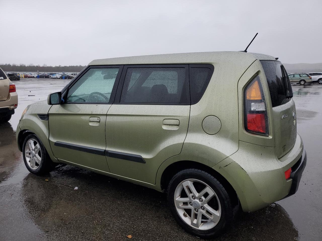 Obraz 2 z 2010 KIA SOUL + 2010 z VIN KNDJT2A26A7140246