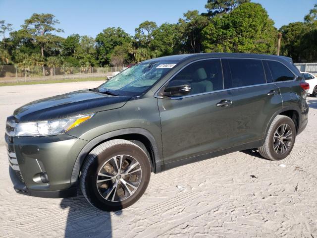 Obraz 1 z 2019 TOYOTA HIGHLANDER LE 2019 z VIN 5TDZARFH7KS056670