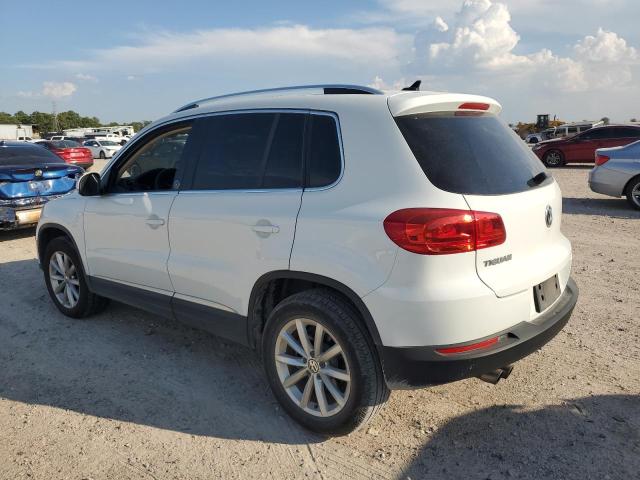Obraz 2 z 2017 VOLKSWAGEN TIGUAN WOLFSBURG 2017 z VIN WVGRV7AX8HW510386