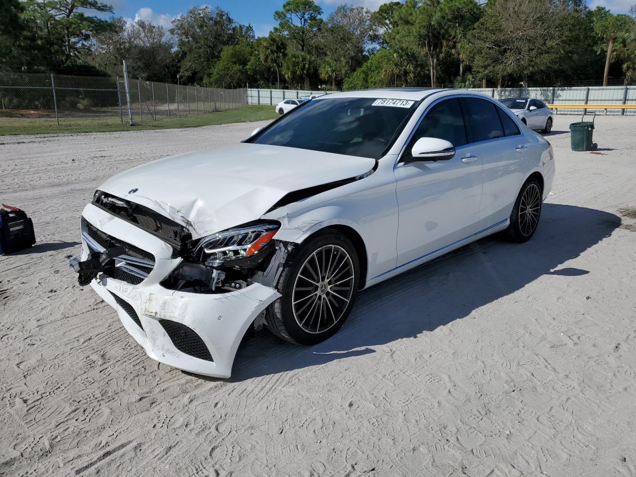 Obraz 1 z 2020 MERCEDES-BENZ C 300 2020 z VIN W1KWF8DB2LR578710