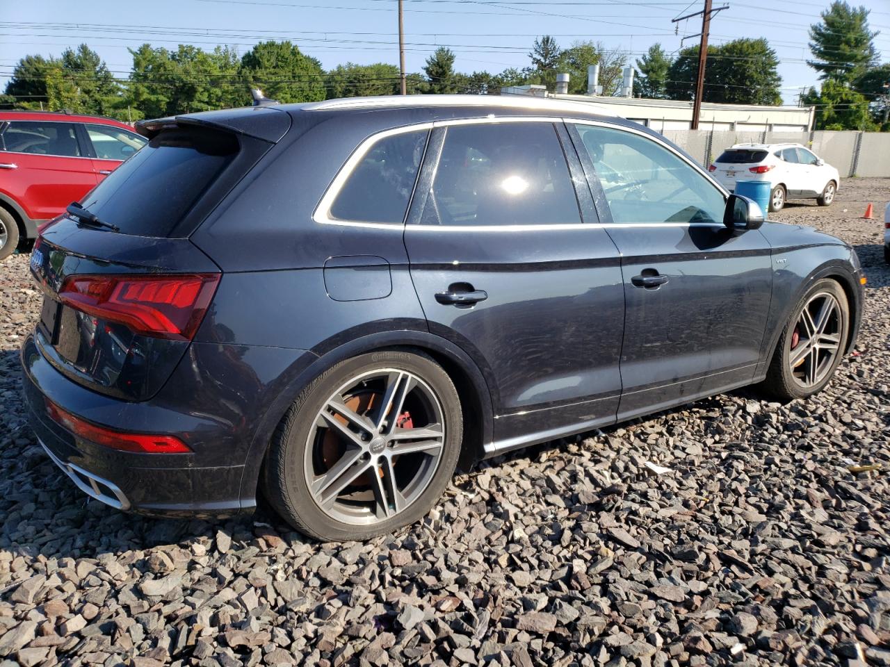 Изображение 3 2018 AUDI SQ5 PREMIUM PLUS 2018 с VIN WA1A4AFY4J2248232