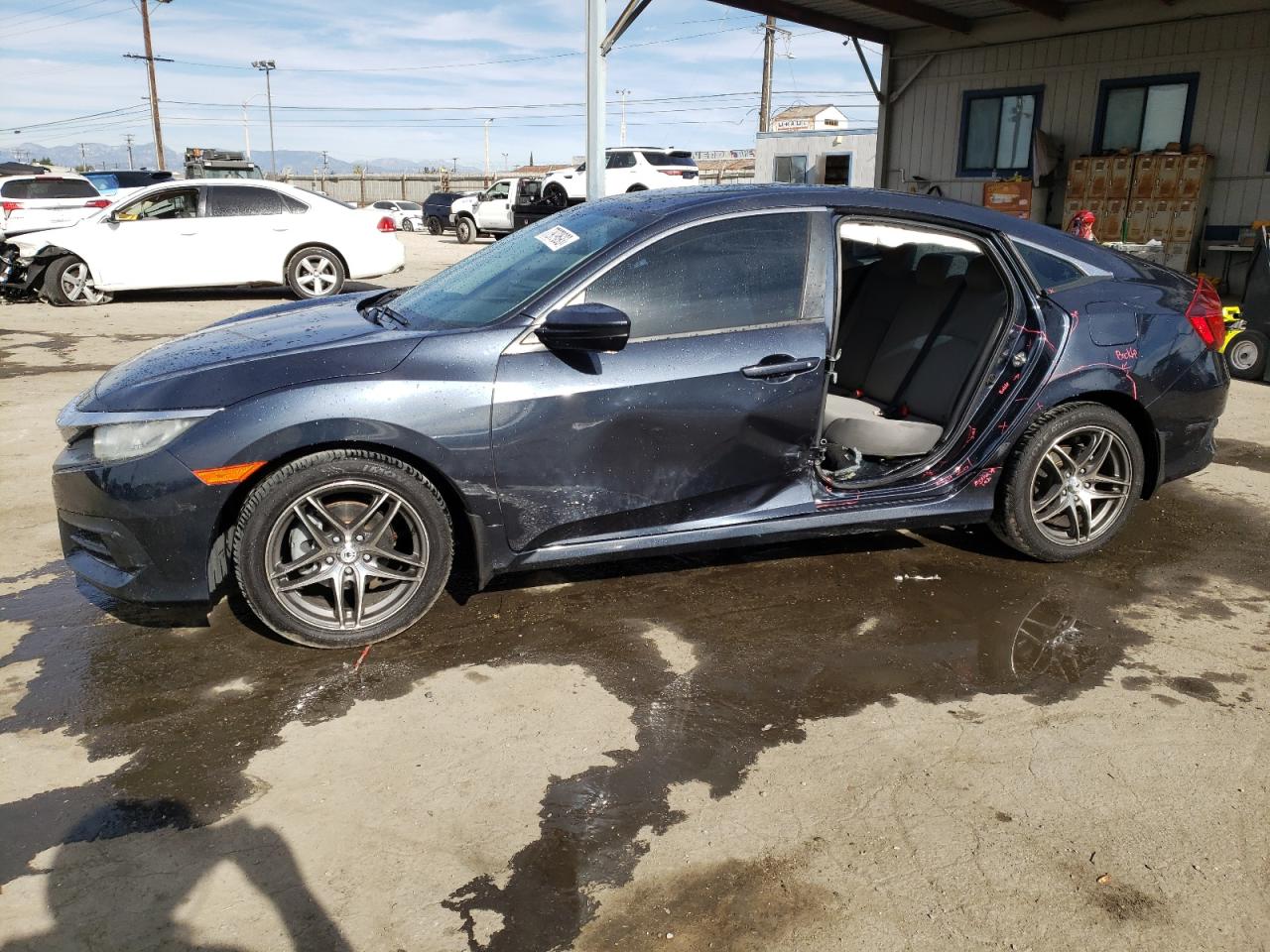 Изображение 1 2018 HONDA CIVIC LX 2018 с VIN 2HGFC2F56JH550883