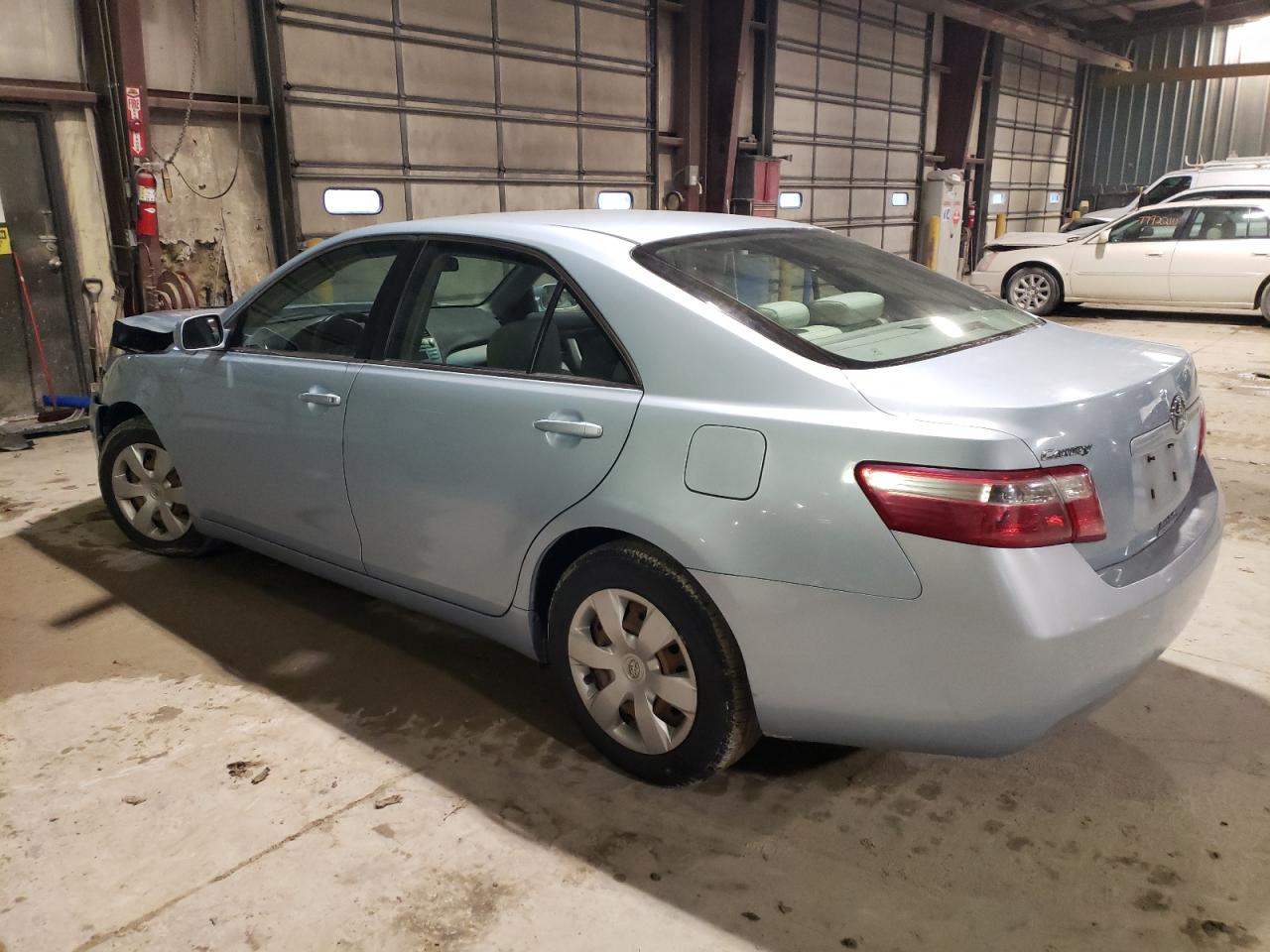 Image 2 of 2007 TOYOTA CAMRY CE 2007 with VIN 4T1BE46K57U586767