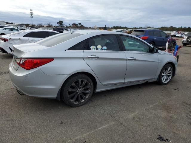 Image 3 of 2011 HYUNDAI SONATA SE 2011 with VIN 5NPEC4AC8BH178905