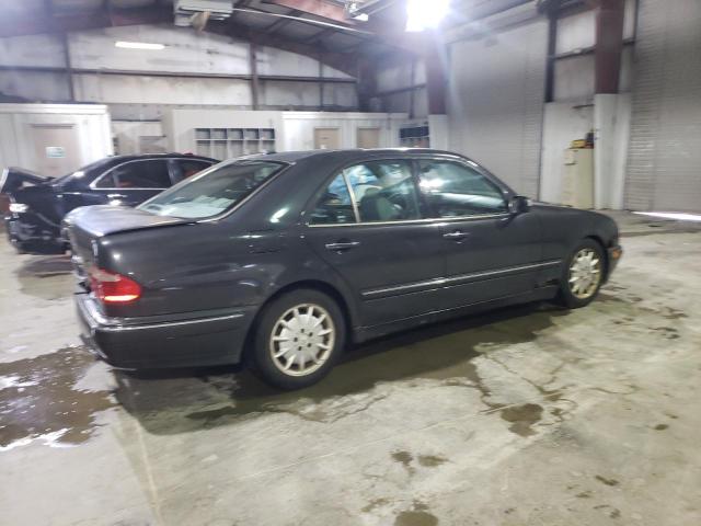 Image 3 of 2000 MERCEDES-BENZ E 320 2000 with VIN WDBJF65J5YB108944