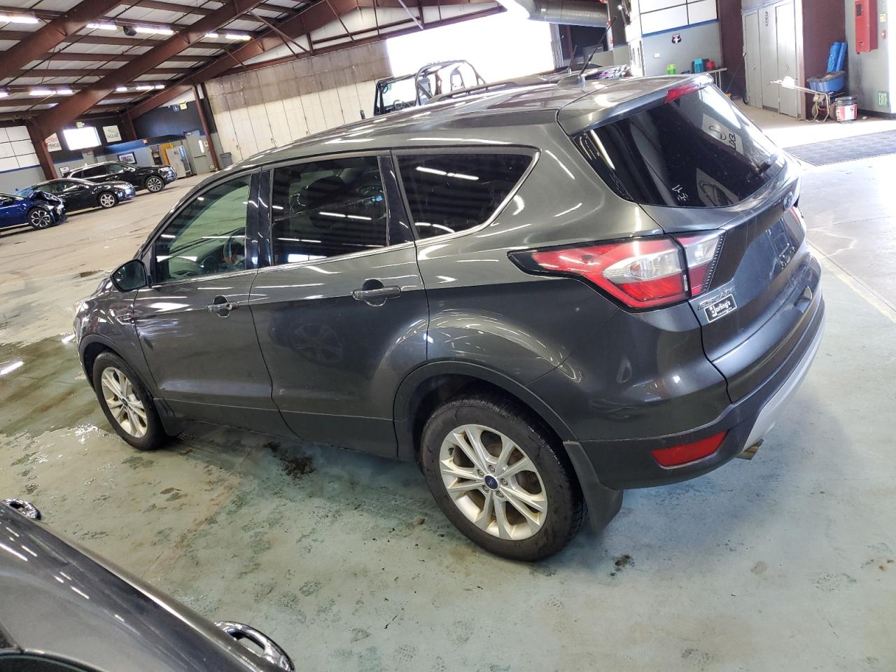 Obraz 2 z 2017 FORD ESCAPE SE 2017 z VIN 1FMCU9GD1HUC30127