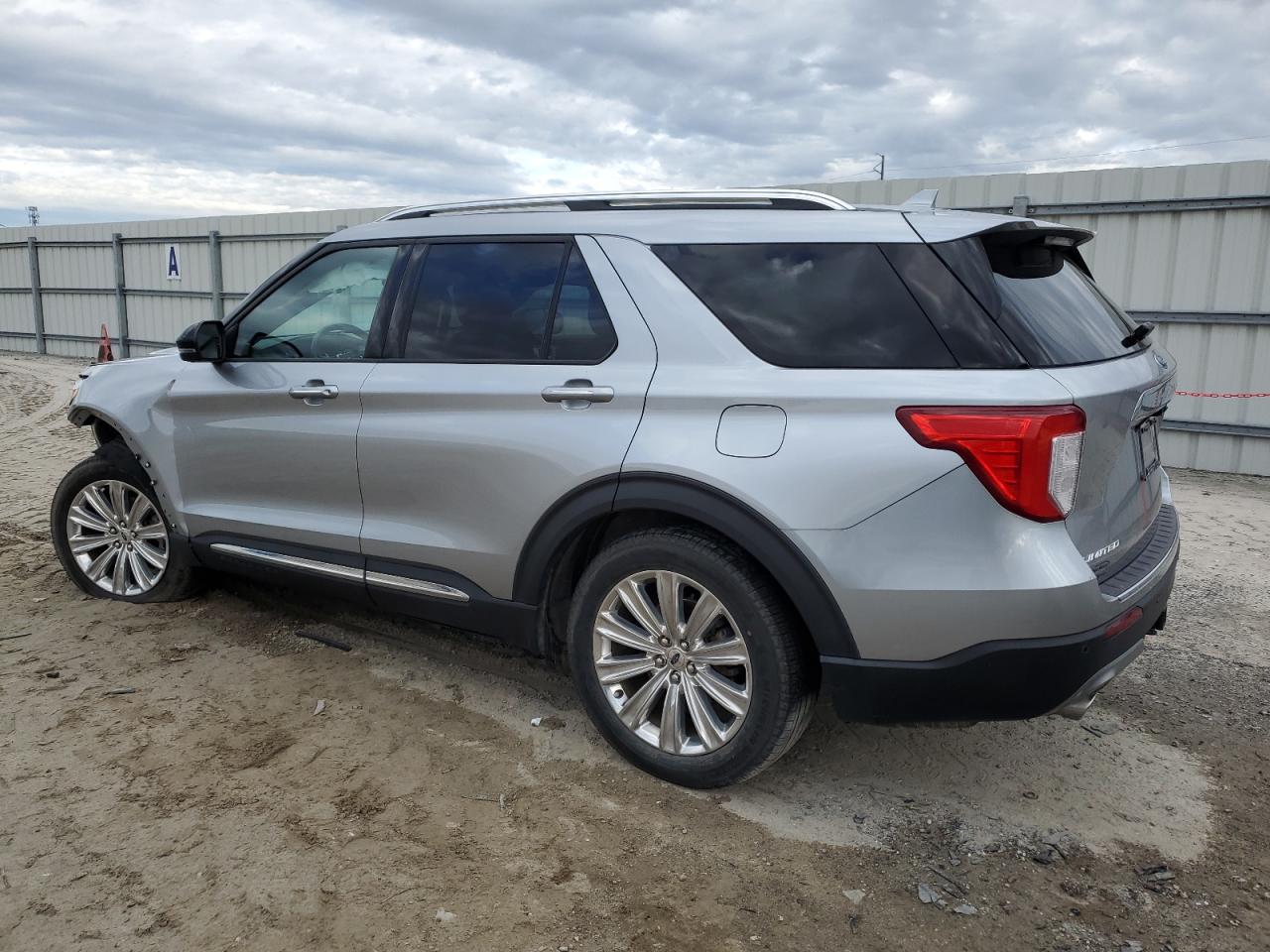 Изображение 2 2020 FORD EXPLORER LIMITED 2020 с VIN 1FMSK7FH8LGA77411