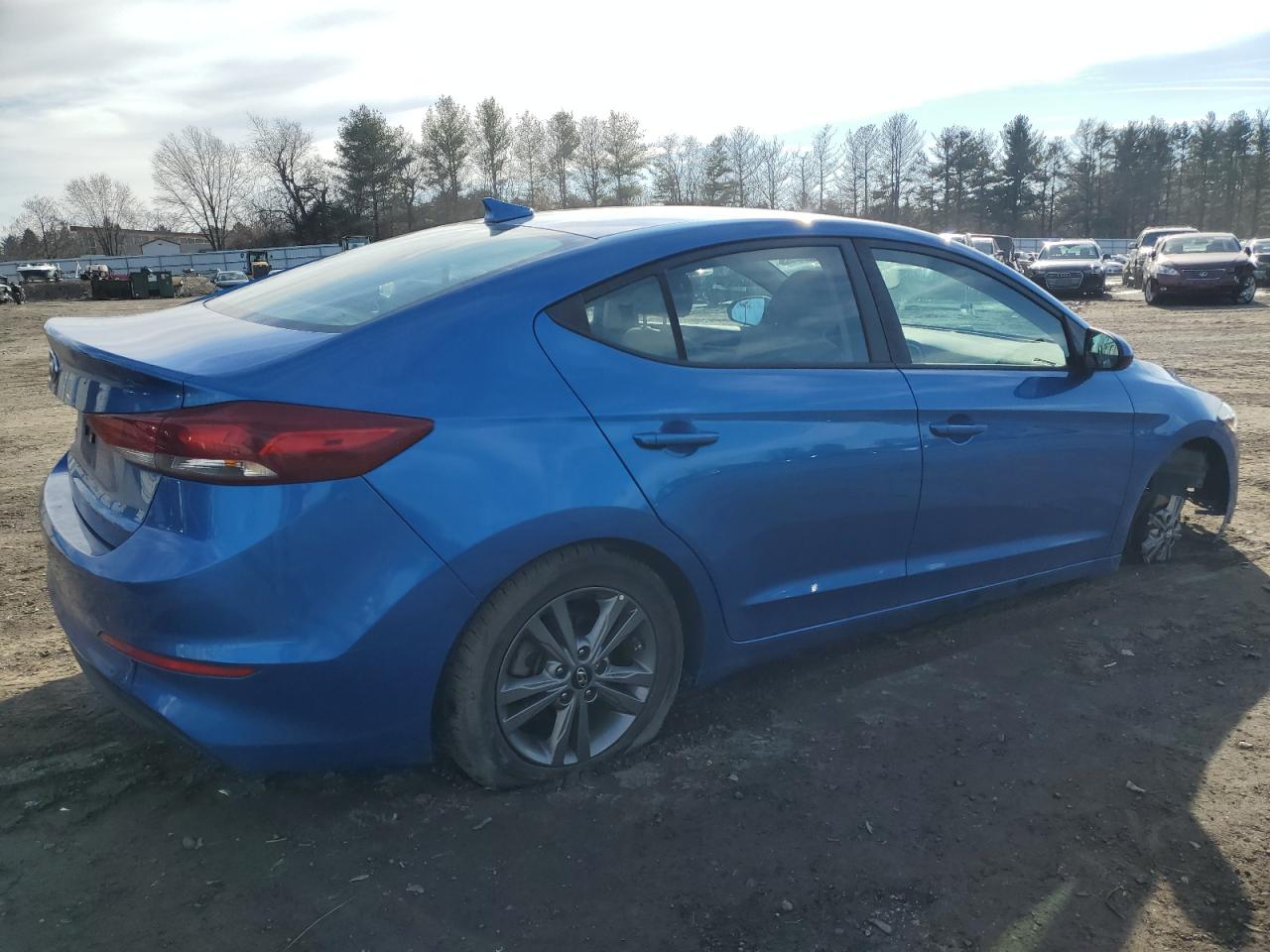Image 3 of 2018 HYUNDAI ELANTRA SEL 2018 with VIN 5NPD84LF0JH236055