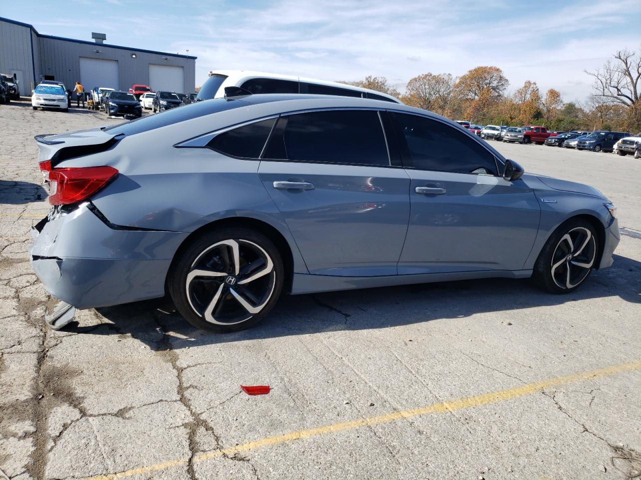 Obraz 3 z 2022 HONDA ACCORD HYBRID SPORT 2022 z VIN 1HGCV3F21NA038249