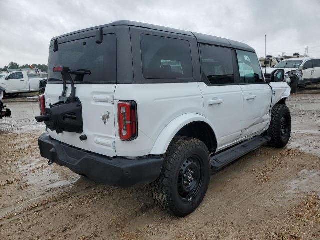Image 3 of Ford Bronco Base 2022 with VIN 1FMEE5DP8NLB90756