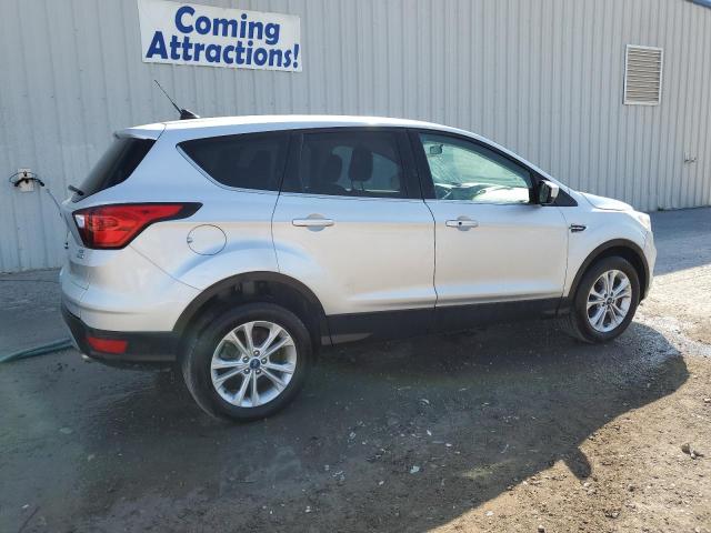 Image 3 of 2019 FORD ESCAPE SE 2019 with VIN 1FMCU0GD9KUA07899