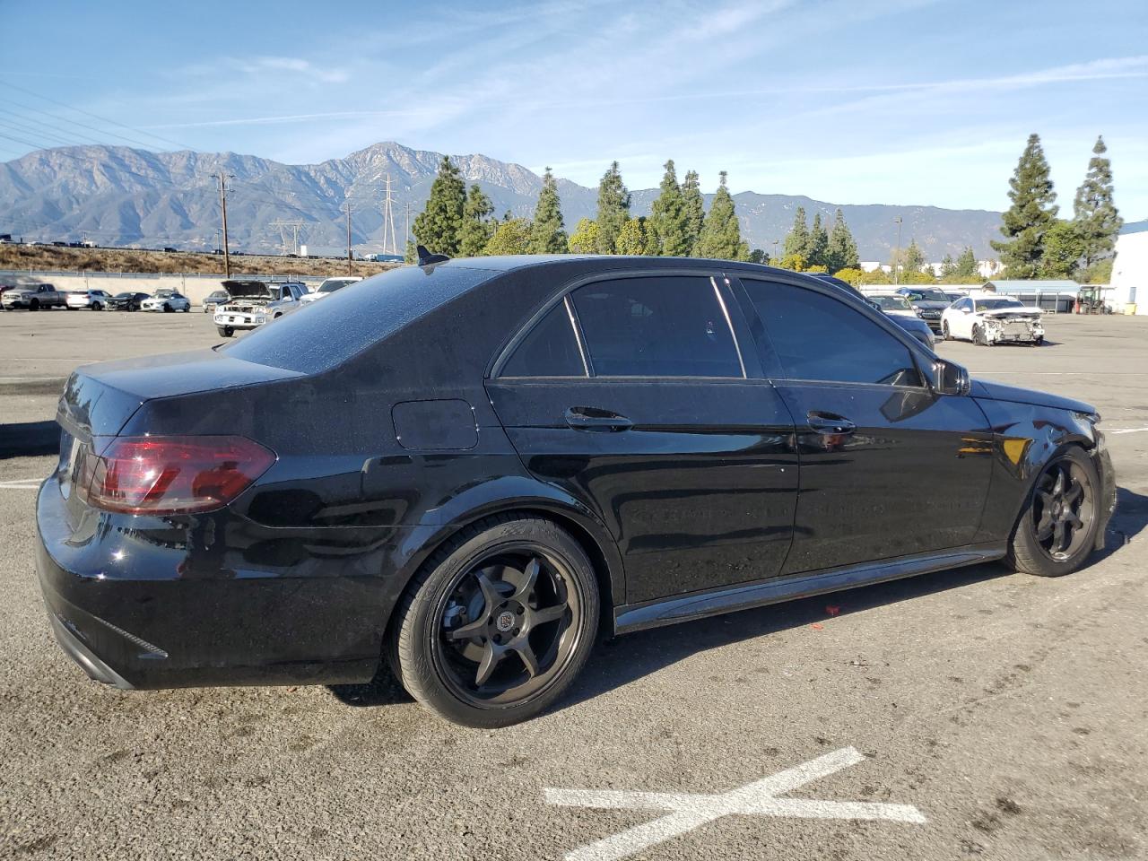 Image 3 of 2014 MERCEDES-BENZ E 350 2014 with VIN WDDHF5KB5EA994018