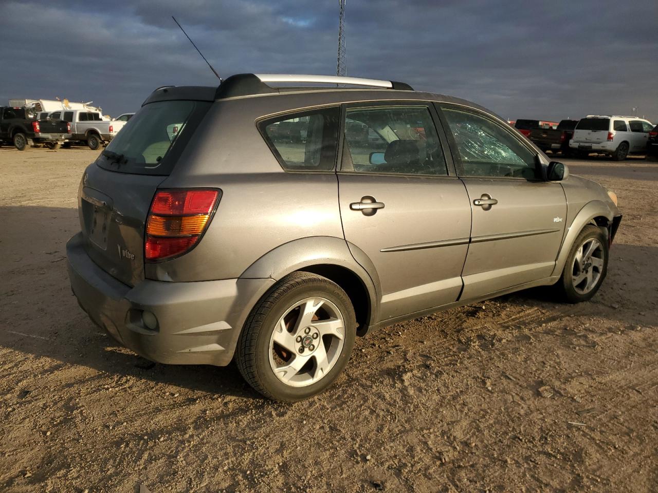 Obraz 3 z 2005 PONTIAC VIBE  2005 z VIN 5Y2SL63865Z445401